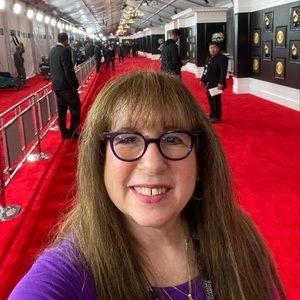 Meet your Posher, Diane